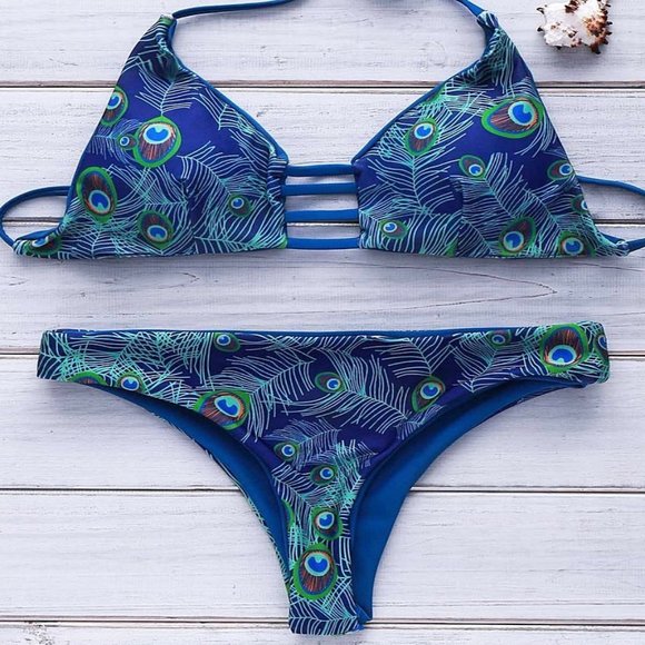 ✨Reversible Peacock Feather Cheeky Thong Bikini ✨ - Picture 3 of 8